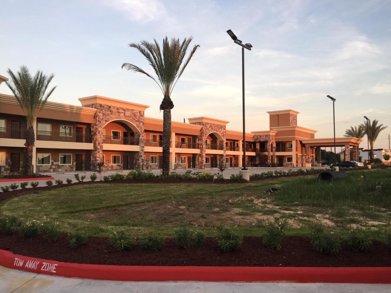 Econo Lodge Inn & Suites Houston Nw-Cy-Fair Jersey Village Exterior foto